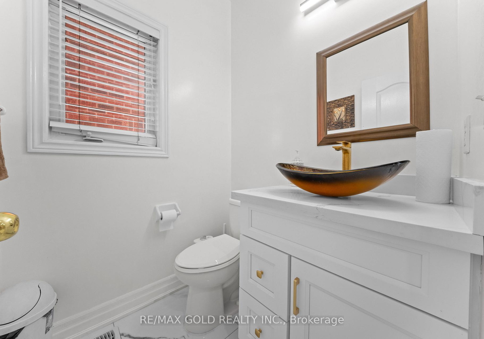 19-attview-crescent-brampton-ontario-w13676472