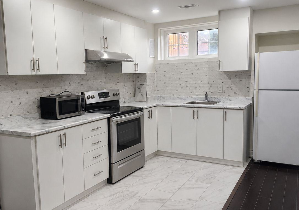 404-nairn-circle-milton-ontario-w13676480