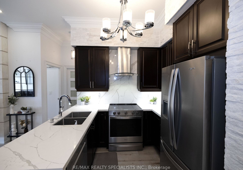 4090-living-arts-drive-mississauga-ontario-w13676510