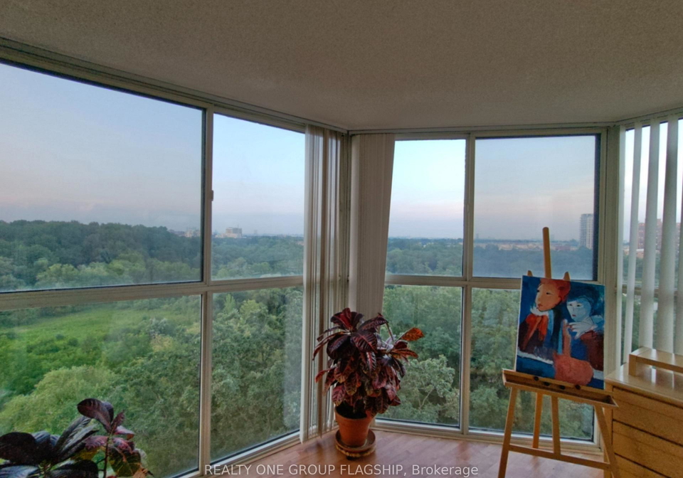 600-rexdale-boulevard-toronto-etobicoke-ontario-w13676666
