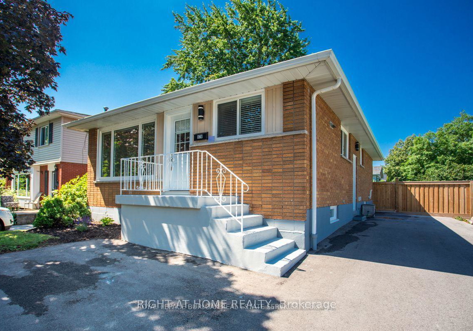 576-turner-drive-burlington-ontario-w13676864