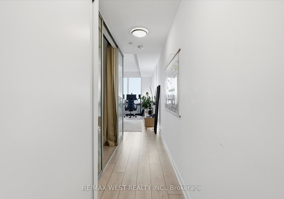 270-dufferin-street-toronto-toronto-ontario-w13677020