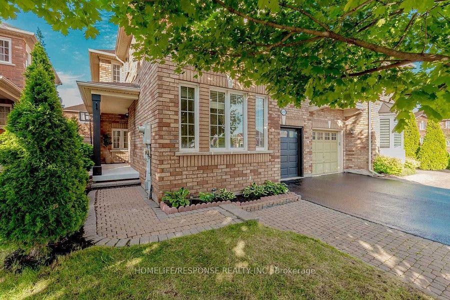 5695-jenvic-grove-mississauga-ontario-w13677108