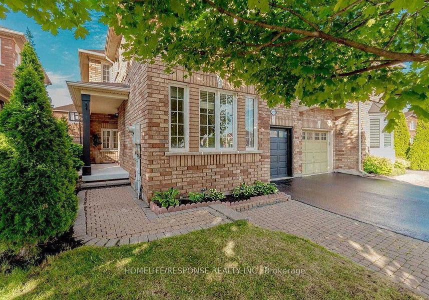 5695-jenvic-grove-mississauga-ontario-w13677108
