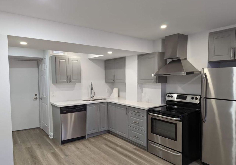 98-germain-circle-brampton-ontario-w13677280