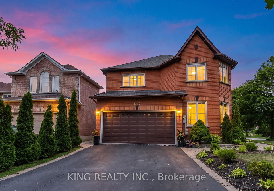 1427-grossi-street-mississauga-ontario-w13677300