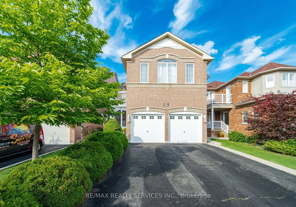 39-legend-lane-brampton-ontario-w13677348