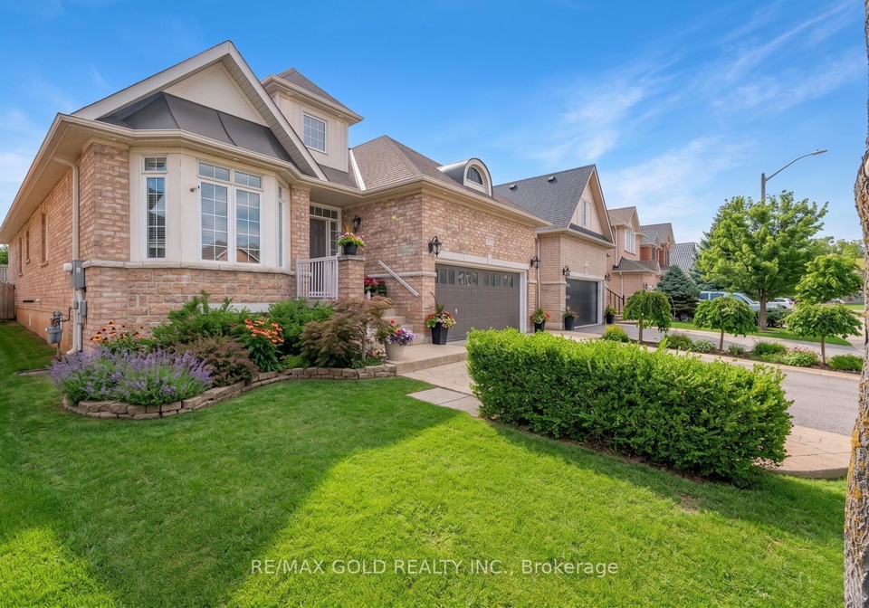 28-dokkum-crescent-brampton-ontario-w13677376