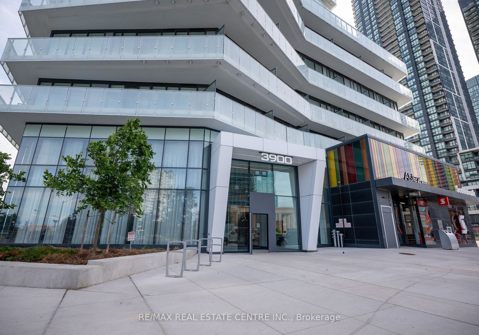 3900-confederation-pkwy-parkway-mississauga-ontario-w13677670