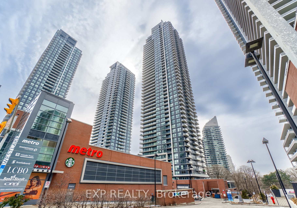 2220-lakeshore-boulevard-w-toronto-etobicoke-ontario-w13677772