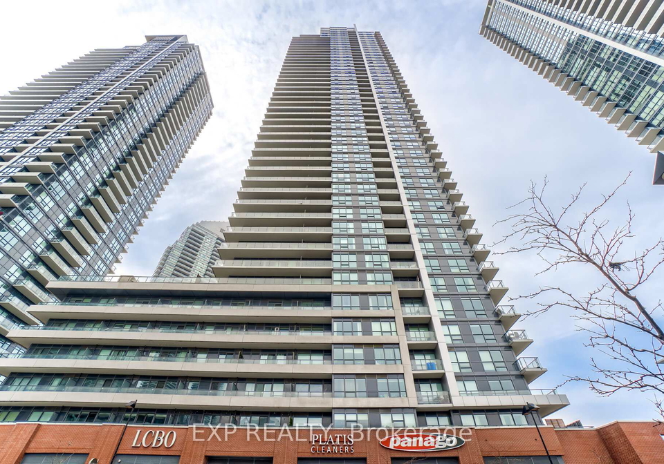 2220-lakeshore-boulevard-w-toronto-etobicoke-ontario-w13677772