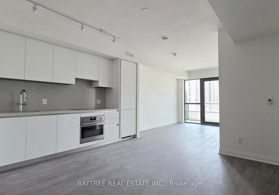 4015-the-exchange-mississauga-ontario-w13677852