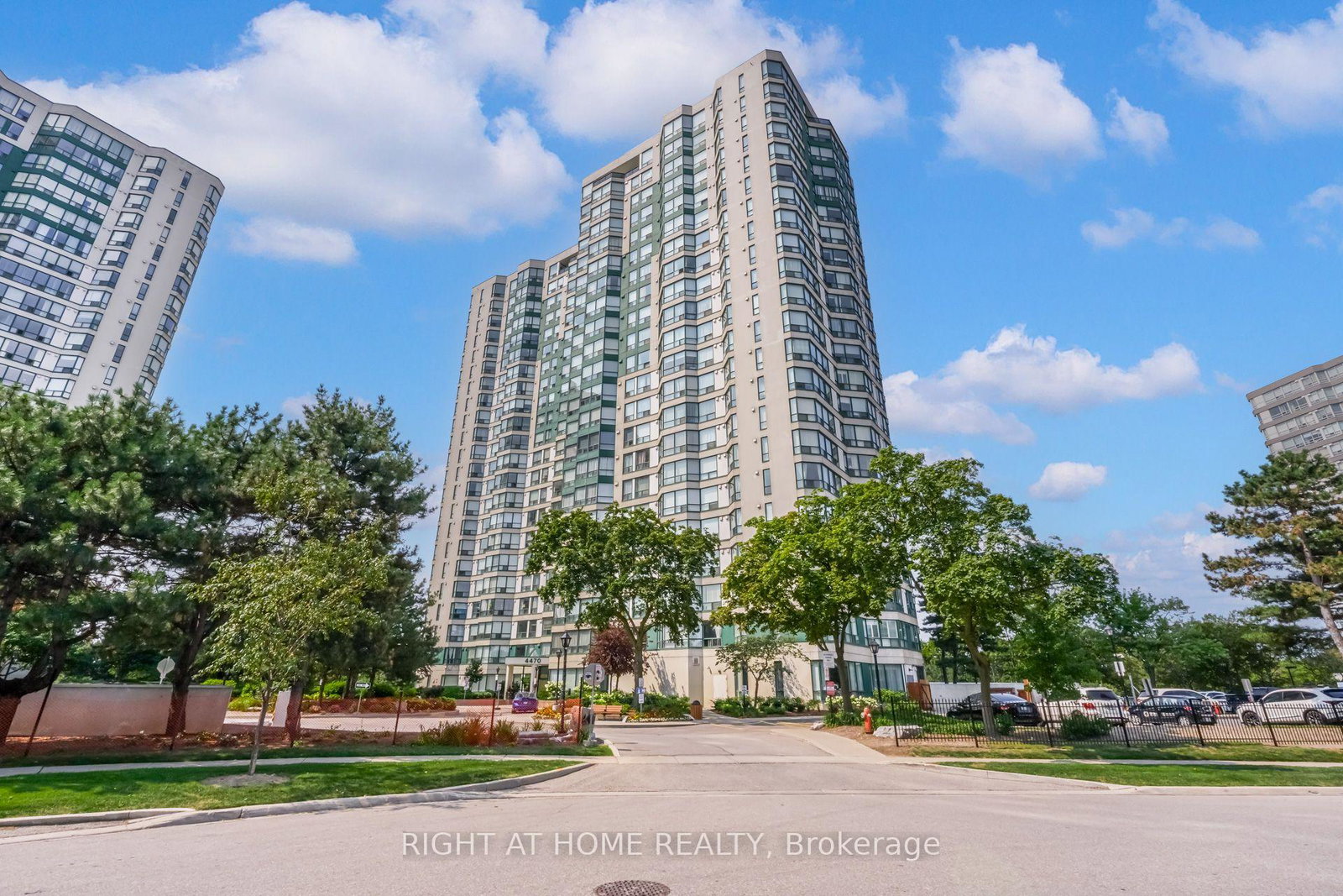 4470-tucana-court-mississauga-ontario-w13677944