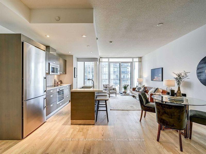 88-park-lawn-road-toronto-etobicoke-ontario-w13678080