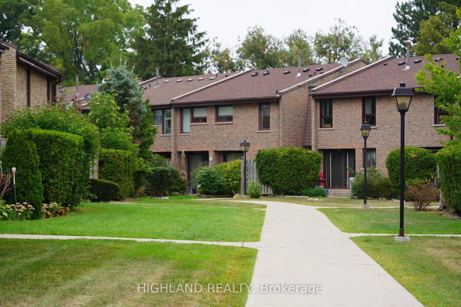2605-woodchester-drive-mississauga-ontario-w13678180