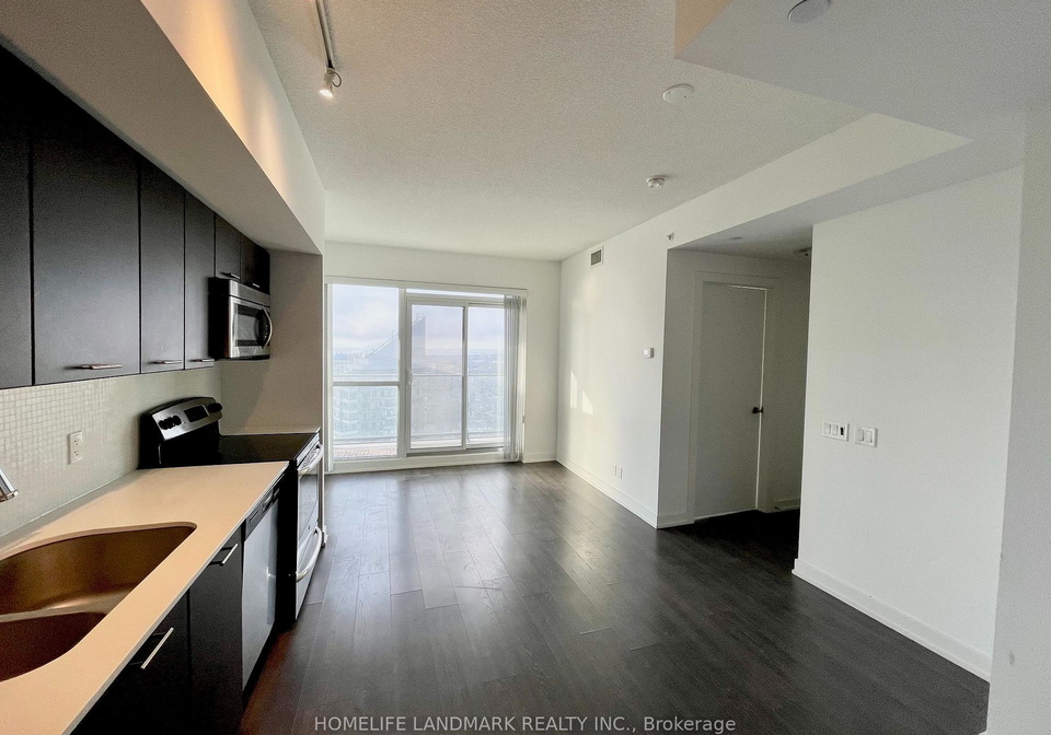 2220-lakeshore-boulevard-w-toronto-etobicoke-ontario-w13678390