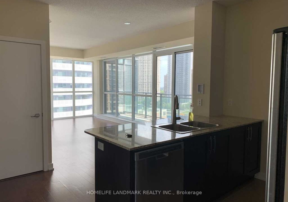 4070-confederation-parkway-mississauga-ontario-w13678392