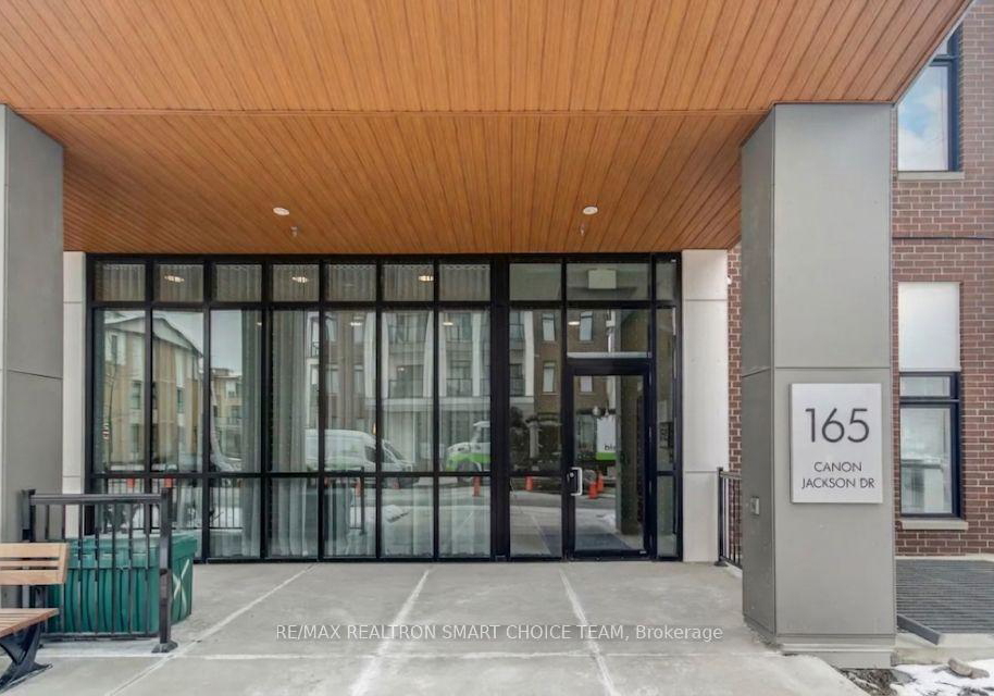 165-canon-jackson-drive-toronto-north-york-ontario-w13678440