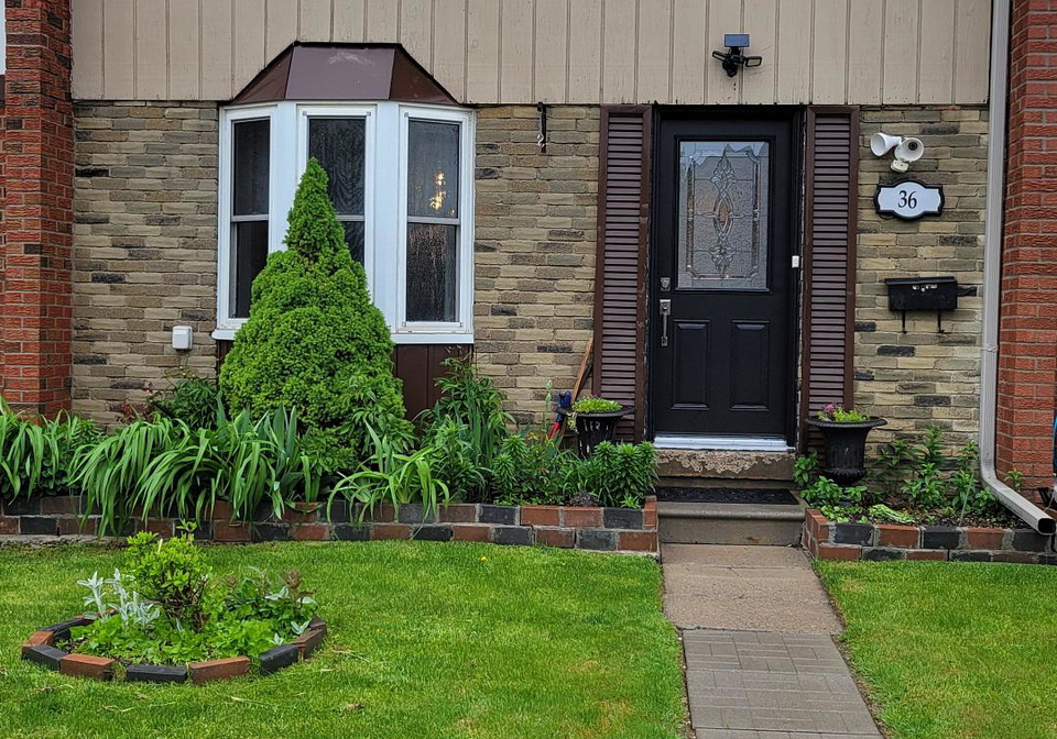 900-central-park-drive-brampton-ontario-w13678444