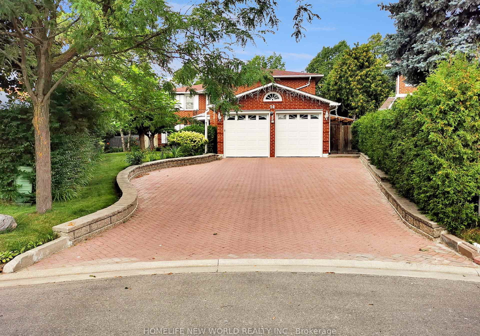 14-madrid-crescent-brampton-ontario-w13678524