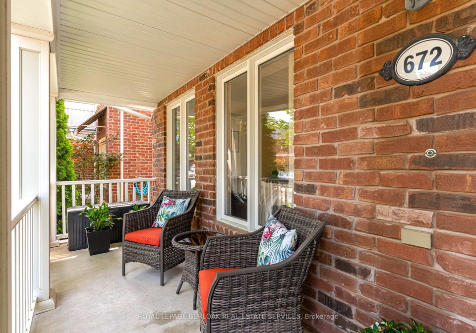 672-mceastern-path-milton-ontario-w13678562