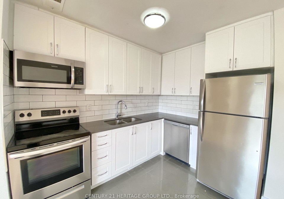 10-garfella-drive-toronto-etobicoke-ontario-w13678588
