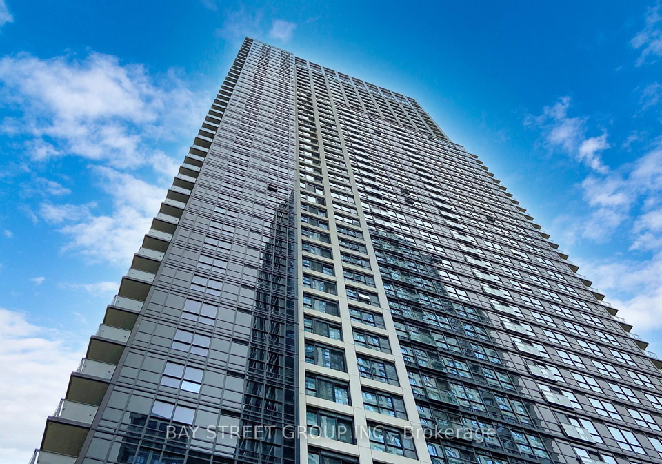 5-mabelle-avenue-toronto-etobicoke-ontario-w13678944