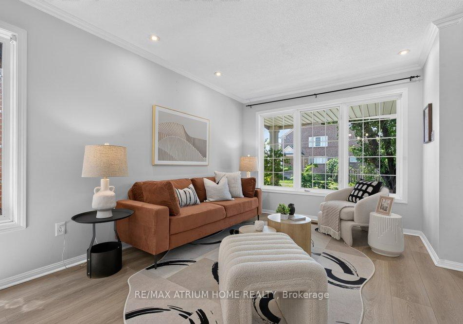 2293-oakhaven-drive-oakville-ontario-w13679052