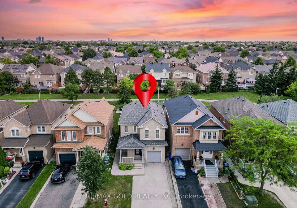 48-redfinch-way-brampton-ontario-w13679112