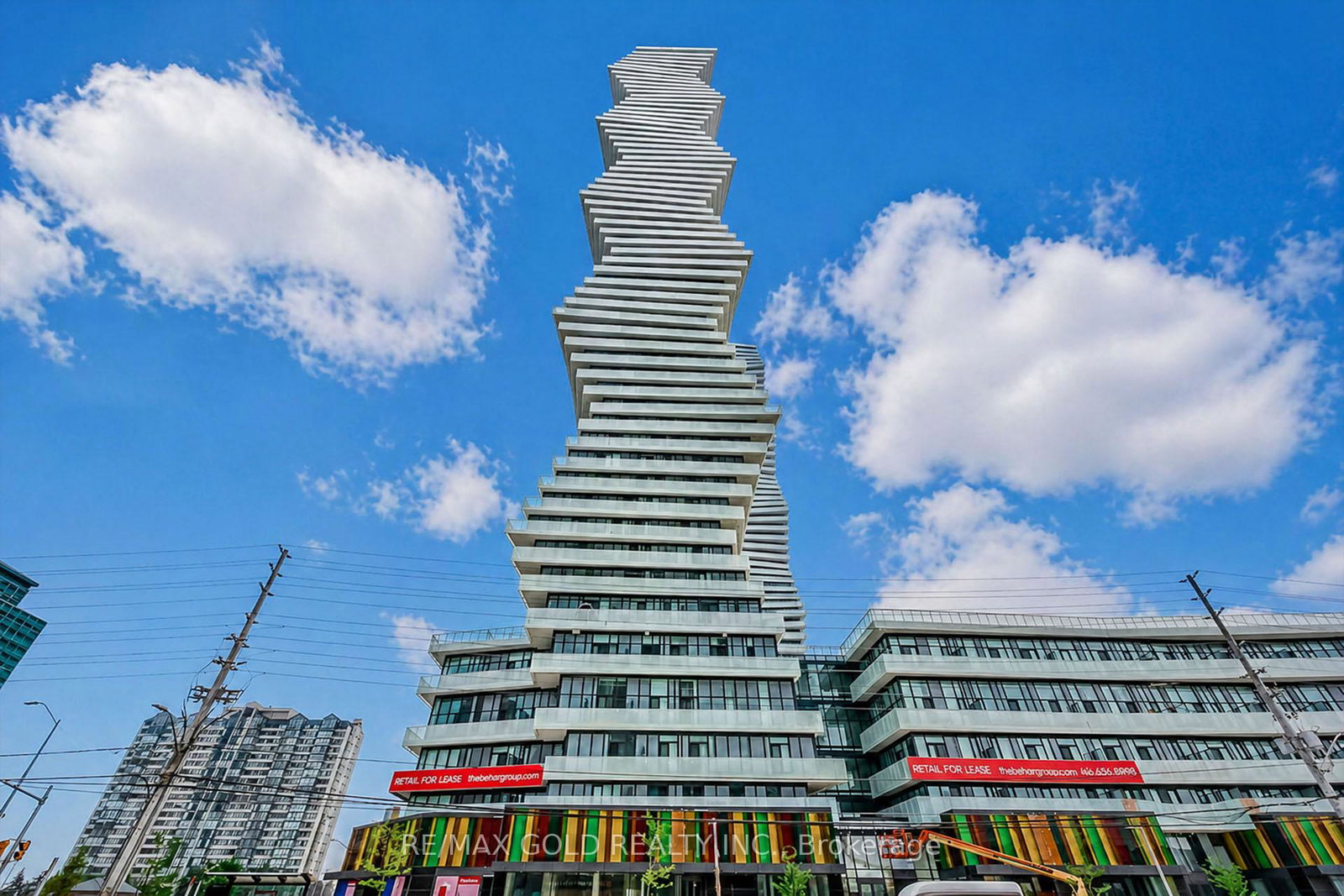 3900-confederation-parkway-mississauga-ontario-w13679240