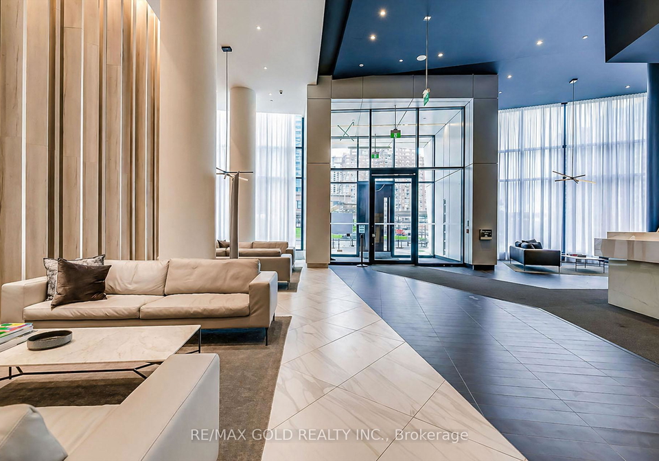 3900-confederation-parkway-mississauga-ontario-w13679240
