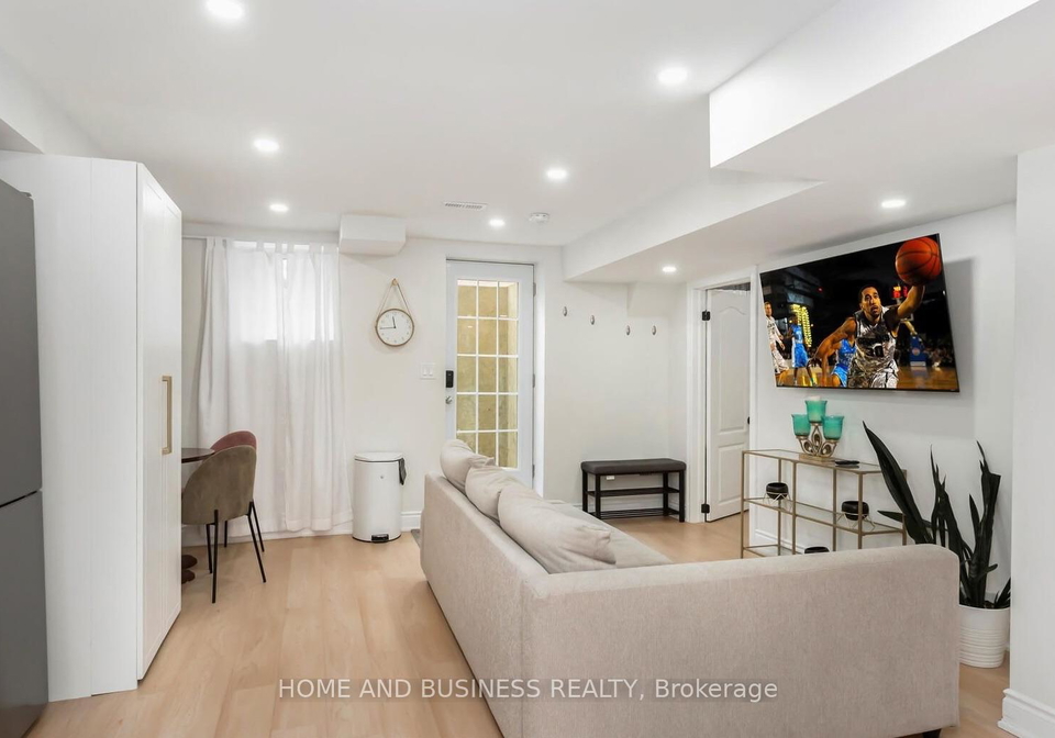377-etheridge-avenue-milton-ontario-w13679394