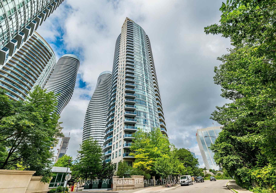 80-absolute-avenue-mississauga-ontario-w13679414