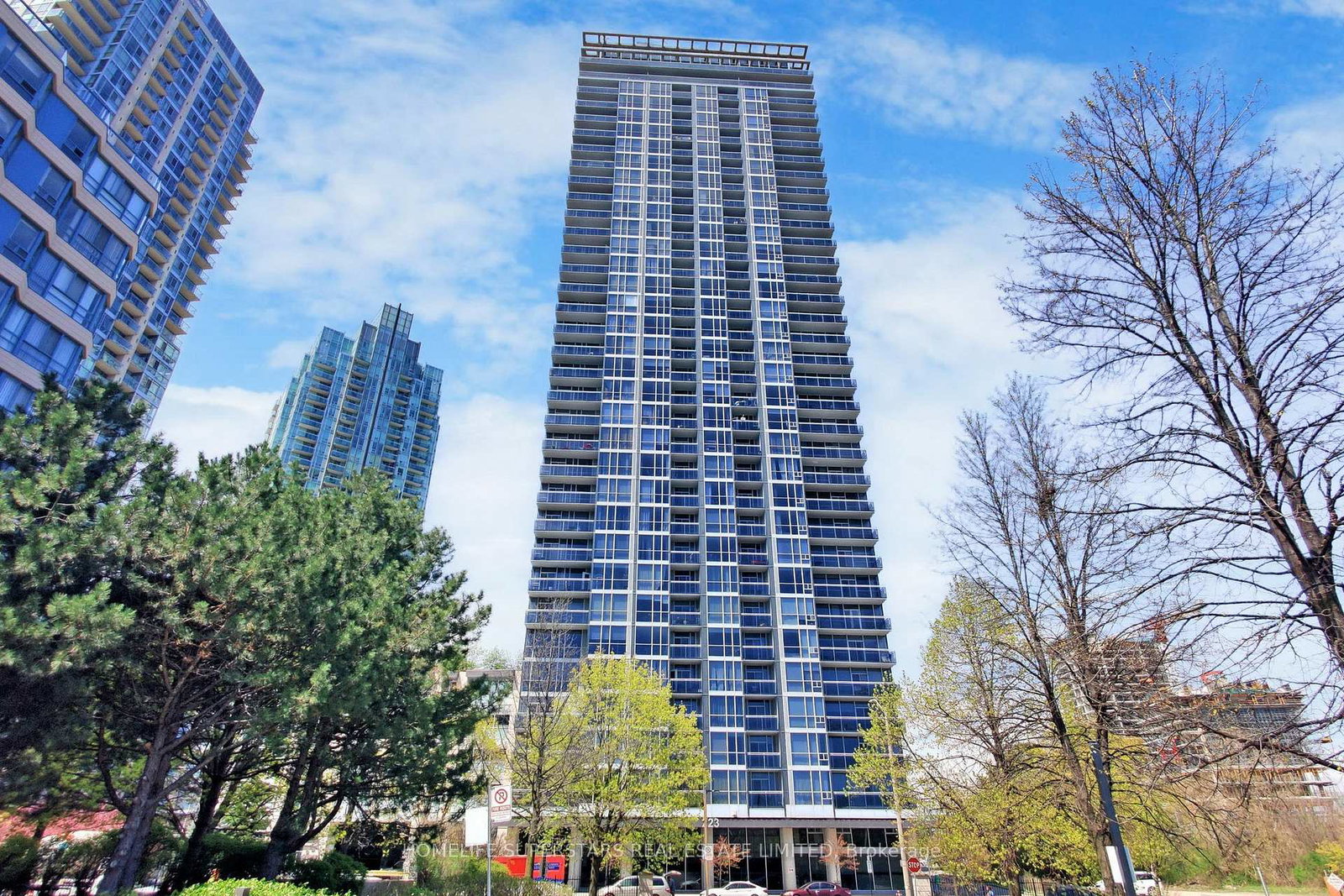 223-webb-drive-mississauga-ontario-w13679554