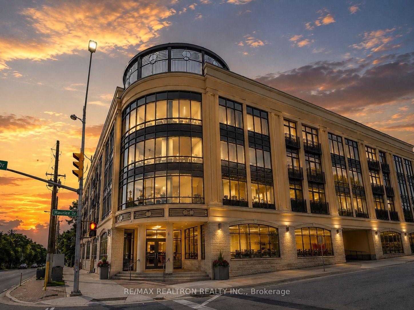 205-lakeshore-road-w-oakville-ontario-w13679596