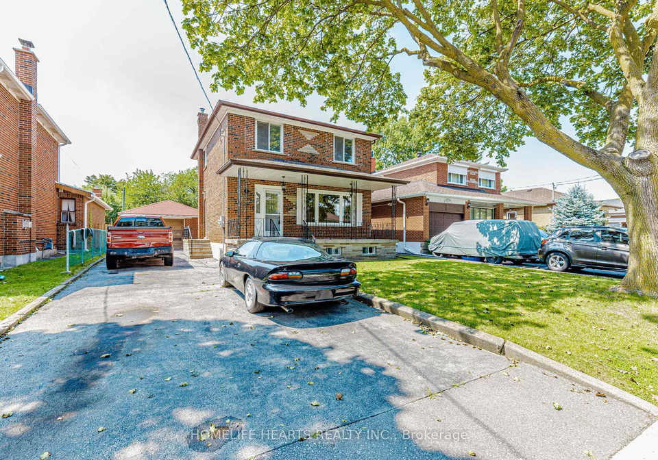 6-dittmer-crescent-toronto-etobicoke-ontario-w13679620