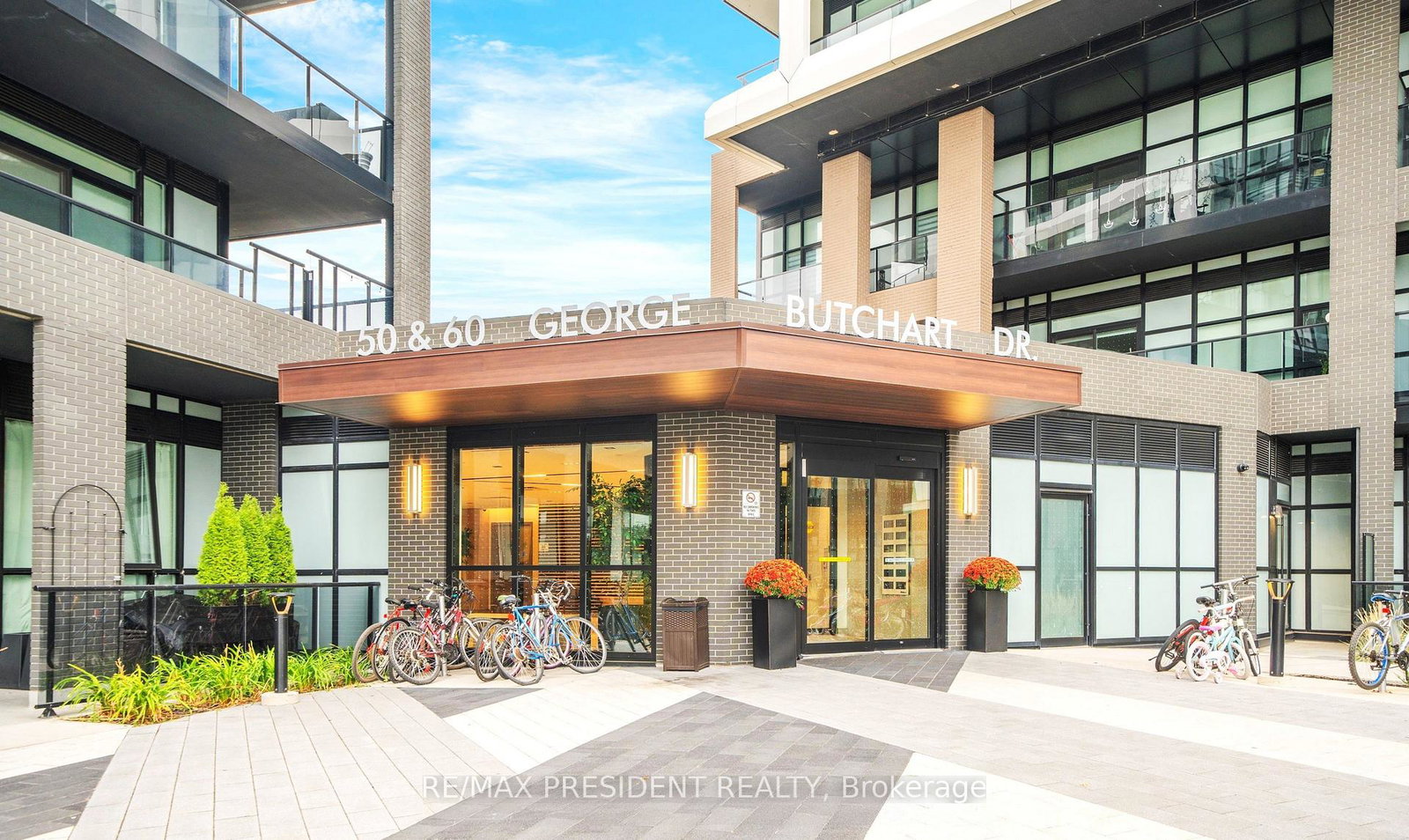 60-george-butchart-drive-toronto-york-ontario-w13679656