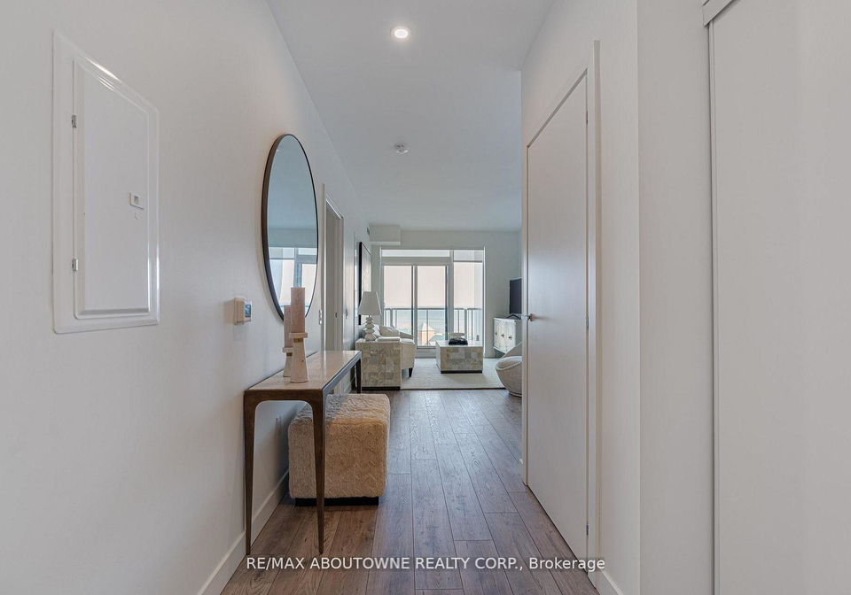 133-bronte-road-oakville-ontario-w13679788