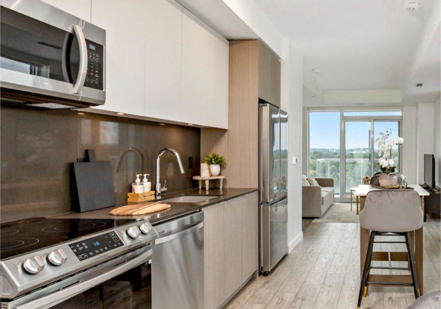 133-bronte-road-oakville-ontario-w13679788