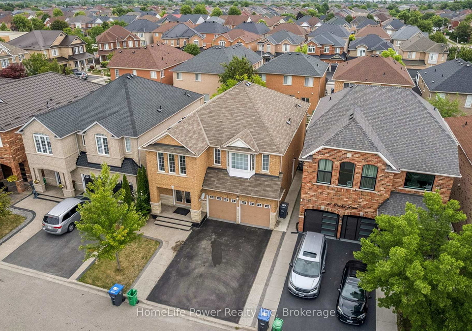 15-lucky-lane-brampton-ontario-w13680156