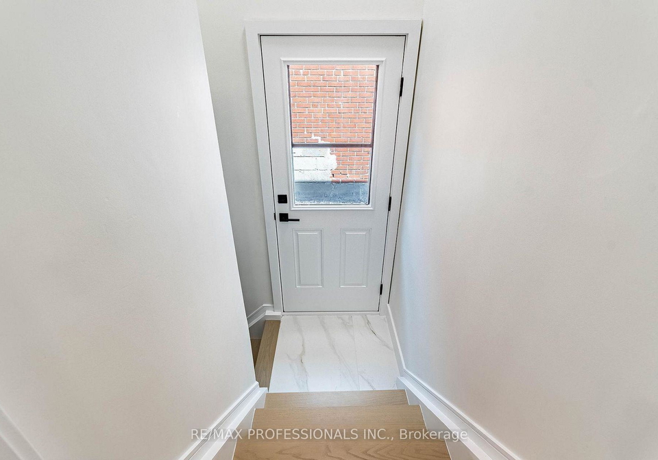 48-lloyd-manor-road-toronto-etobicoke-ontario-w13680202