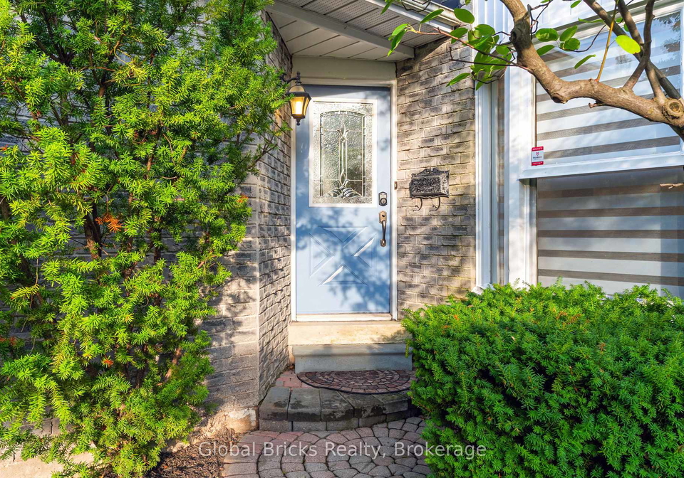 6190-saltmarsh-court-mississauga-ontario-w13680298
