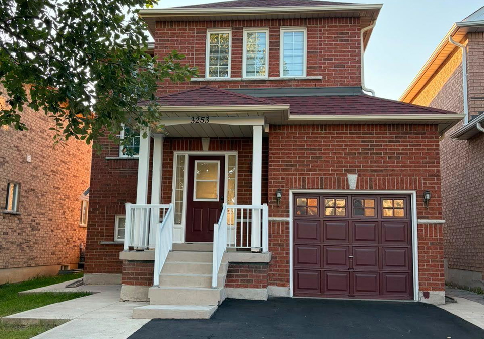 3253-bruzan-crescent-mississauga-ontario-w13680324