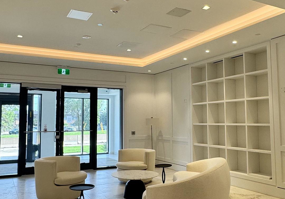 4010-eglinton-avenue-toronto-etobicoke-ontario-w13680366