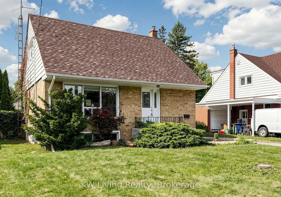 26-mooreshead-drive-toronto-etobicoke-ontario-w13680824