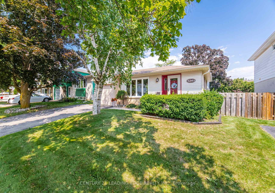 3245-lansdown-drive-burlington-ontario-w13680846