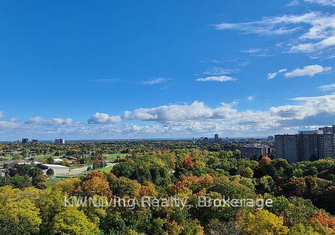 202-burnhamthorpe-road-e-mississauga-ontario-w13680914