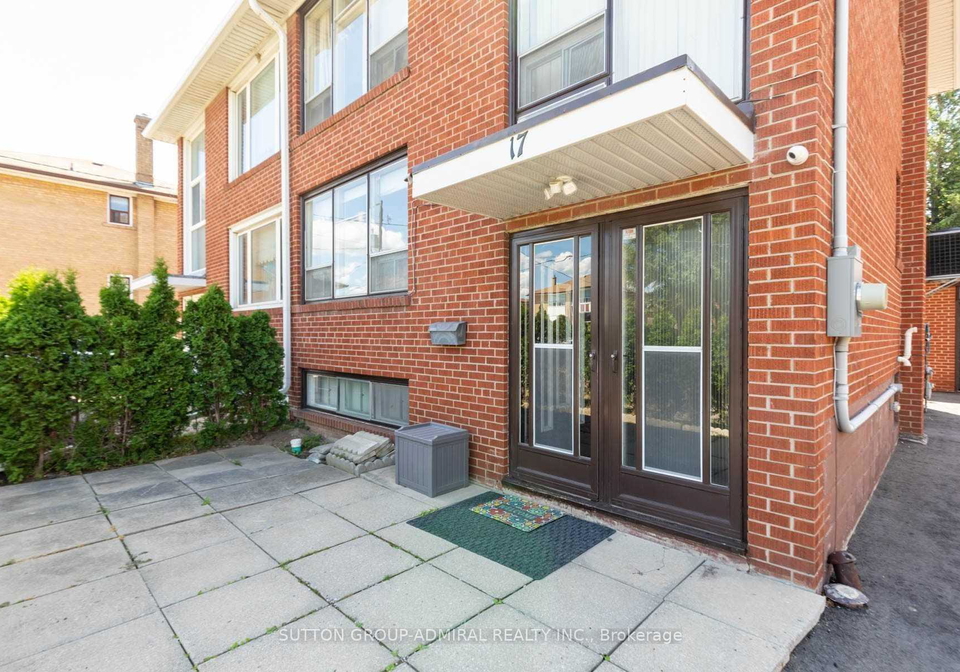 17-pamille-place-toronto-north-york-ontario-w13681024