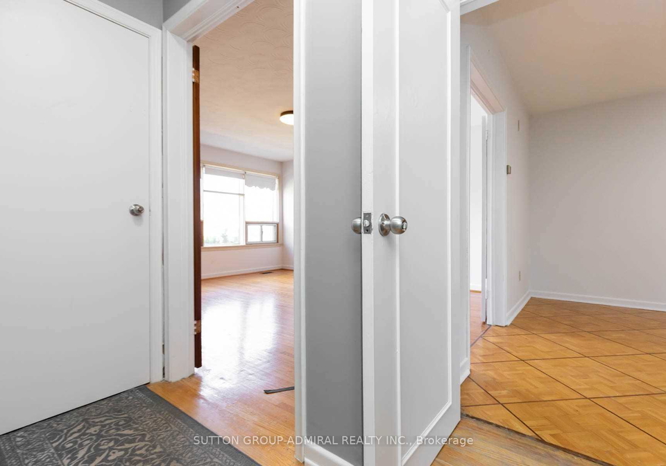 17-pamille-place-toronto-north-york-ontario-w13681024