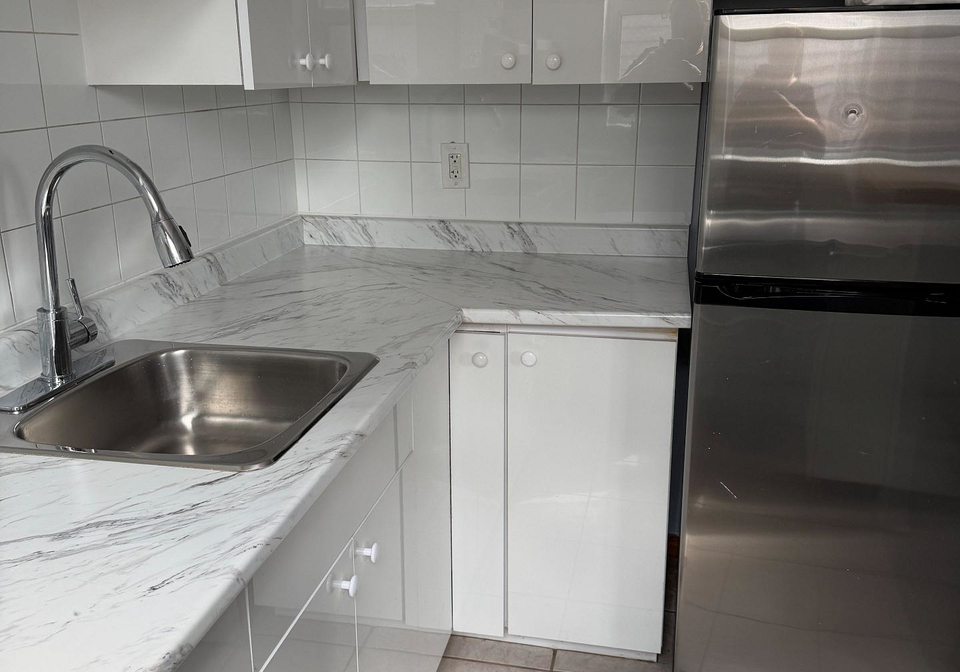 11eighth-street-toronto-etobicoke-ontario-w13681060